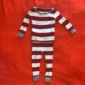 4/$30 🐝 Burts Bees pj bundle 🐝